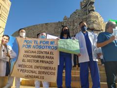 Manifestación de personal médico exigen vacunas contra COVID-19 en Mérida. Fotografía: Itzel Chan.