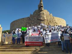 Manifestación de personal médico exigen vacunas contra COVID-19 en Mérida. Fotografía: Itzel Chan.