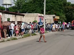 Una gran cantidad de jóvenes de 18 a 29 años acudió por su vacuna contra COVID hoy en Kanasín. Fotografía: Ilse Noh.