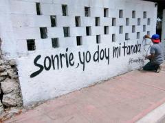 Barda 50: Enamora Mérida: Sonríe, yo doy mi tanda (Calle 16). Fotografía: Enamora Mérida.